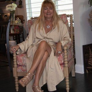 Oscar de la Renta Bathrobe - Size M